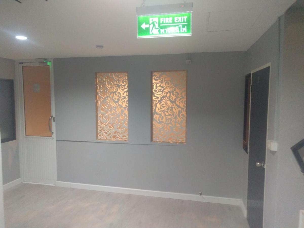 Gw Guesthouse Pattaya Ngoại thất bức ảnh