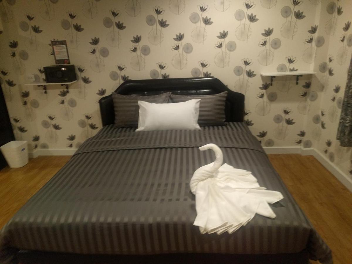 Gw Guesthouse Pattaya Ngoại thất bức ảnh
