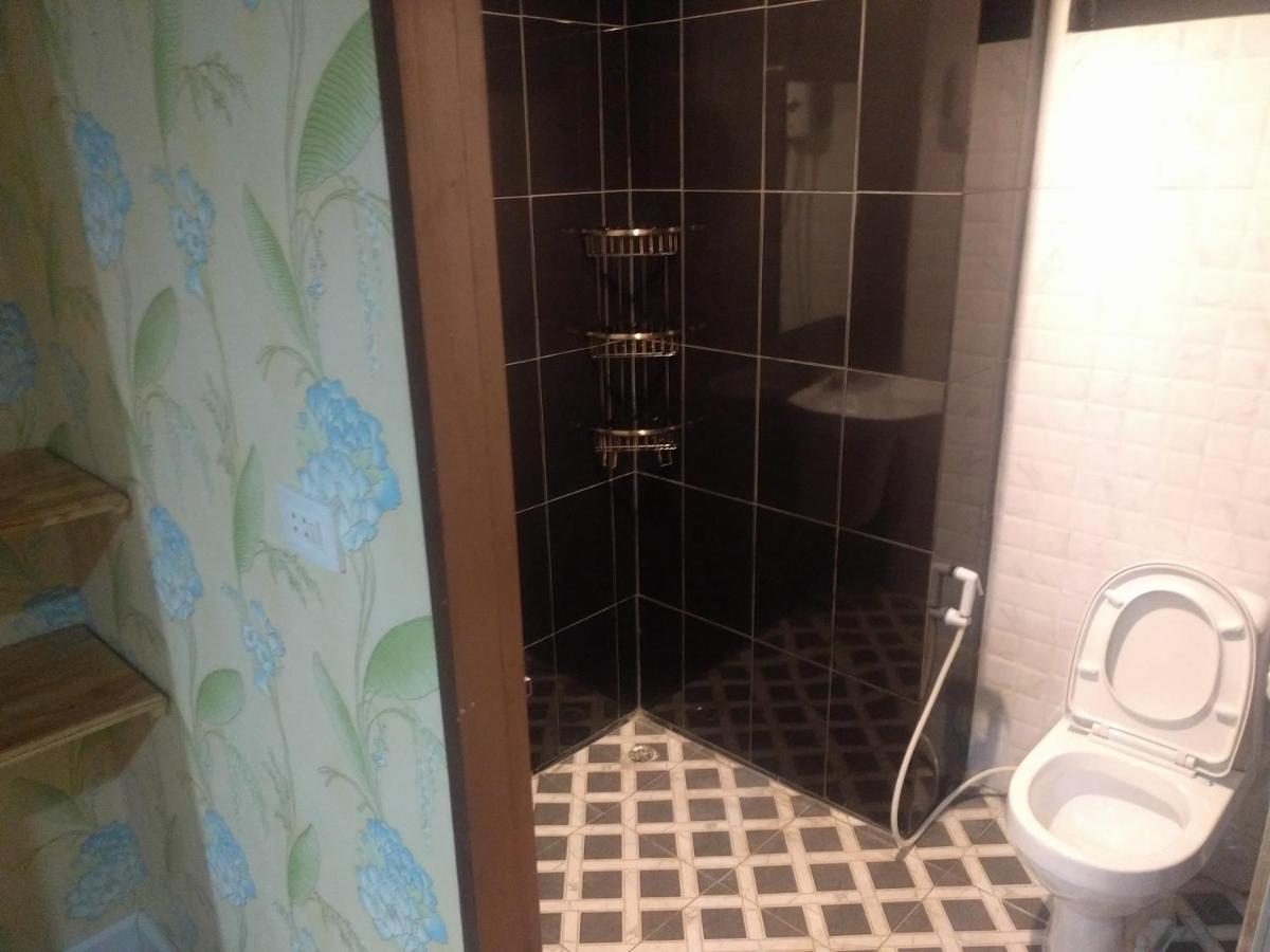 Gw Guesthouse Pattaya Ngoại thất bức ảnh